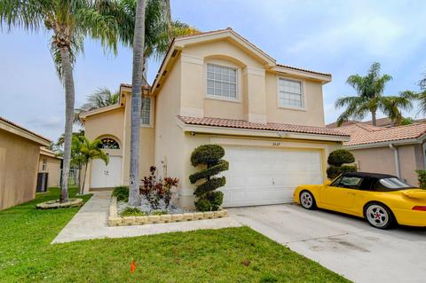 3527 Stratton Ln, Boynton Beach, FL 33436
