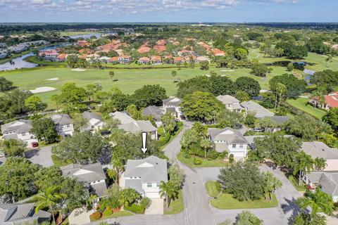 25 Commodore Pl, Palm Beach Gardens, FL 33418
