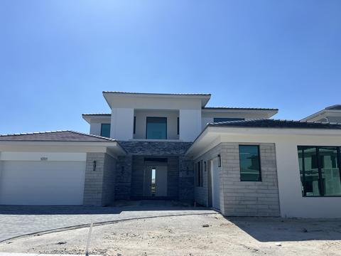 9207 Coral Isles Cir # 70, Palm Beach Gardens, FL 33412