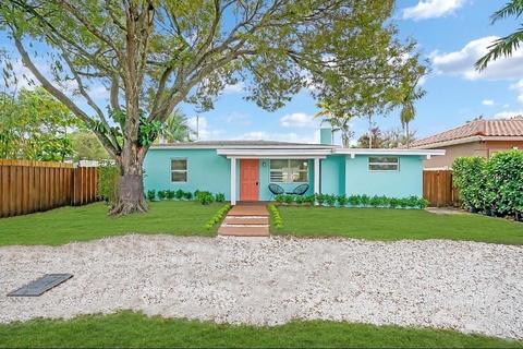 530 NE 16th St, Fort Lauderdale, FL 33304