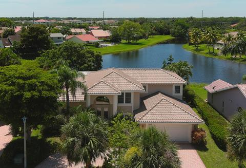 9389 Lakeside Ln, Boynton Beach, FL 33437