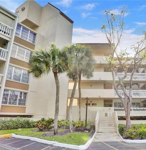 7021 Environ Blvd #320, Lauderhill, FL 33319