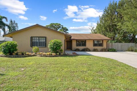 2552 Donnelly Dr, Lake Worth, FL 33462