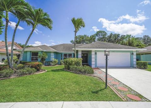 13758 Exotica Ln, Wellington, FL 33414