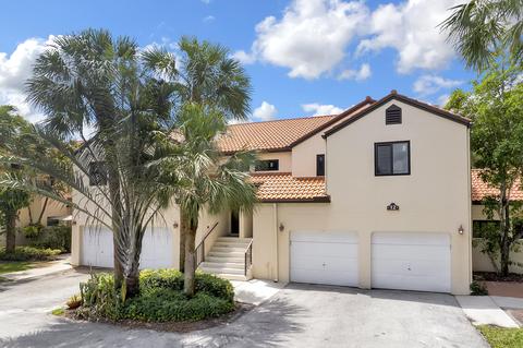 12 Via De Casas Sur #204, Boynton Beach, FL 33426