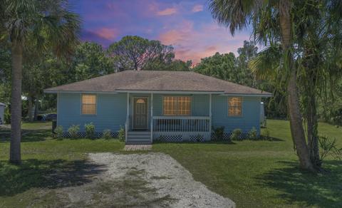 4805 Canal Dr, Fort Pierce, FL 34982
