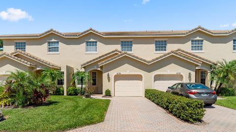 8174 Mulligan Cir, Port Saint Lucie, FL 34986