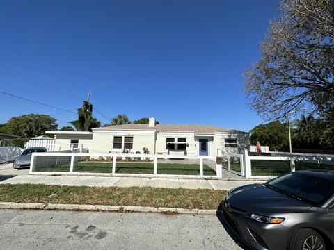 3125 S Terrace Dr, West Palm Beach, FL 33407