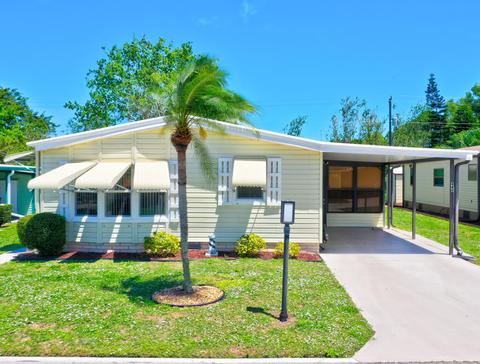 440 Natalie Dr, Port Saint Lucie, FL 34952