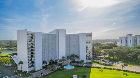 336 Golfview Rd #808, North Palm Beach, FL 33408