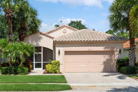619 NW Whitfield Way, Port Saint Lucie, FL 34986