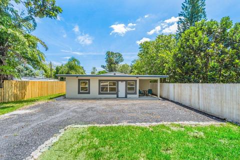 5327 SE Driftwood Ave, Stuart, FL 34997 photo 1