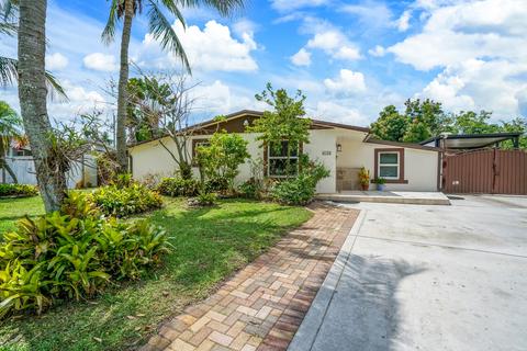 6134 Eden Rd, West Palm Beach, FL 33417