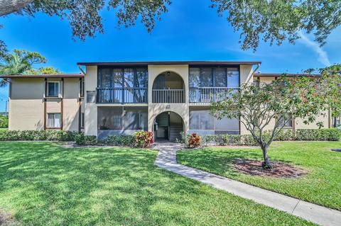 221 Pine Hov Cir #A-2, Greenacres, FL 33463