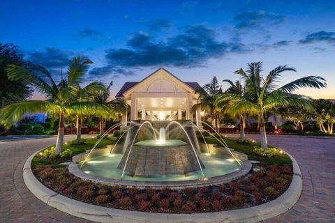 8735 Milport Dr, Boynton Beach, FL 33472