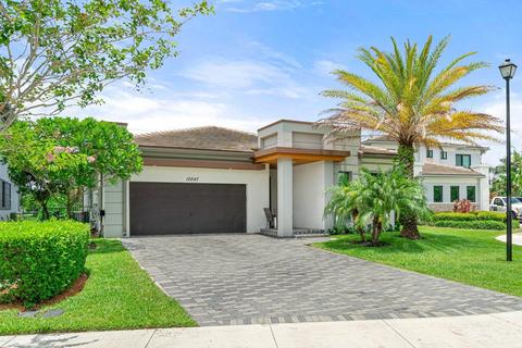 10647 N Lago Vista Cir, Parkland, FL 33076