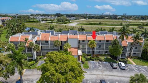 2550 Presidential Way #305, West Palm Beach, FL 33401