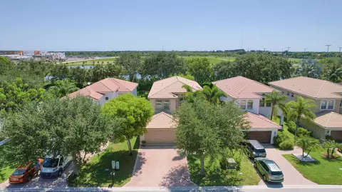 10298 Gentlewood Forest Dr, Boynton Beach, FL 33473