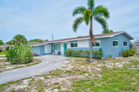 144 Granada Dr, Palm Springs, FL 33461