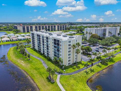 7260 Kinghurst Dr #306, Delray Beach, FL 33446