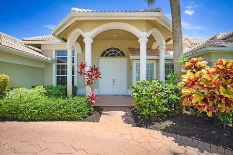 19384 Preserve Dr, Boca Raton, FL 33498