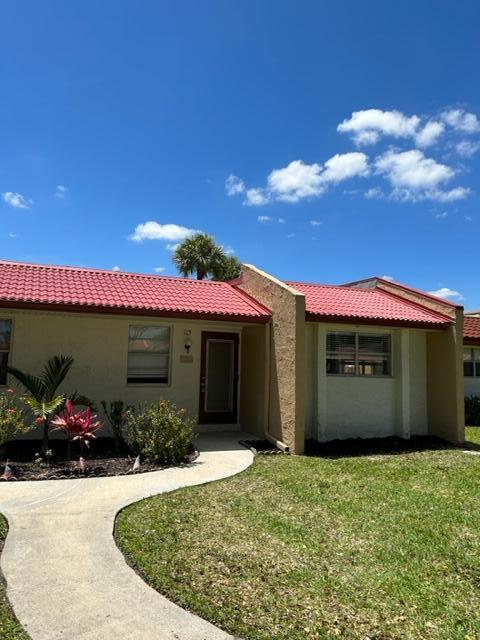 115 Lake Irene Dr, West Palm Beach, FL 33411
