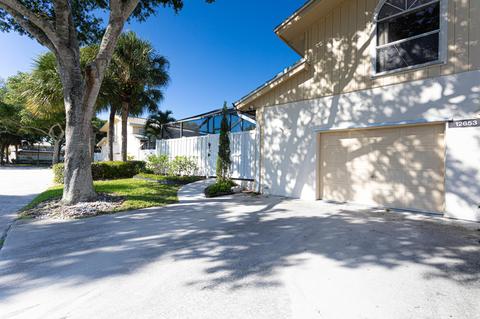 12653 Woodmill Dr, Palm Beach Gardens, FL 33418