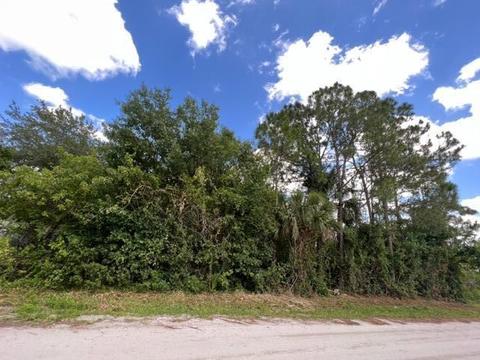 8186 100th Ave, Vero Beach, FL 32967