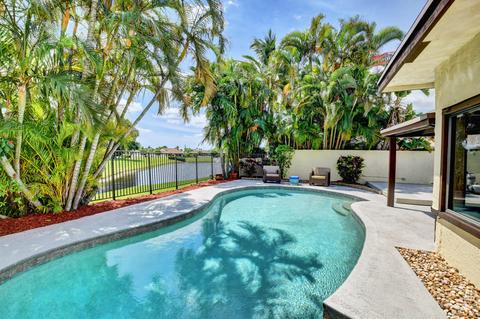 377 SW 29th Ave, Delray Beach, FL 33445