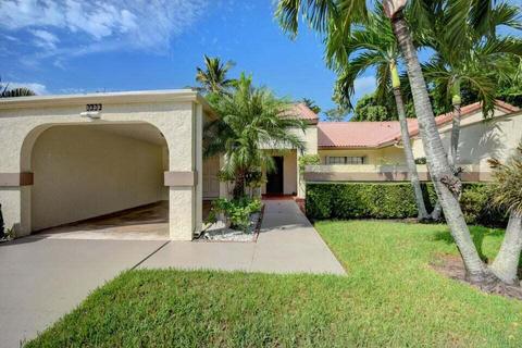 5655 Parkwalk E Cir, Boynton Beach, FL 33472