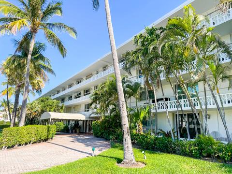 139 Sunrise Ave #203, Palm Beach, FL 33480
