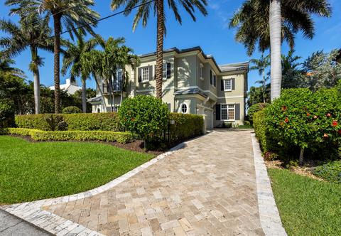 300 Venetian Dr, Delray Beach, FL 33483