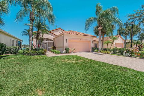 406 NW Granville St, Port Saint Lucie, FL 34986