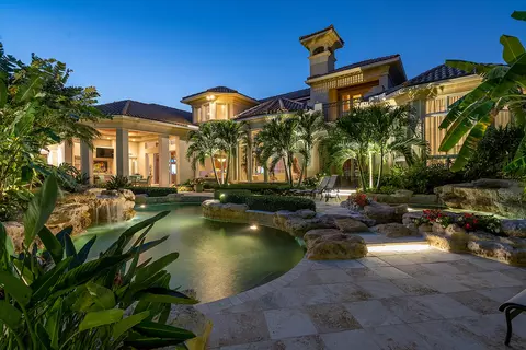 174 W Coconut Palm Rd, Boca Raton, FL 33432