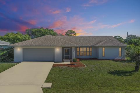 753 Banks Nw St, Palm Bay, FL 32907