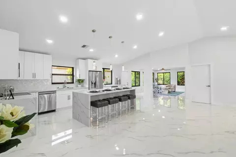 3245 NW 10th Pl, Delray Beach, FL 33445