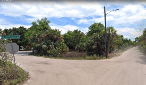 3835 E Railroad Ave, Cocoa, FL 32926