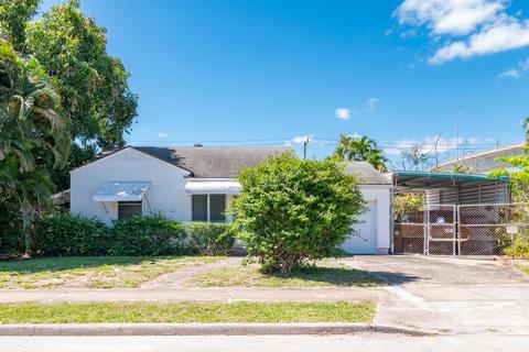 1024 Sunset Rd, West Palm Beach, FL 33401