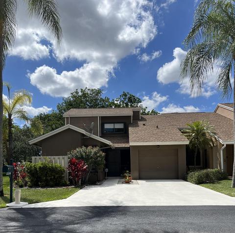 22299 Woodspring Dr, Boca Raton, FL 33428