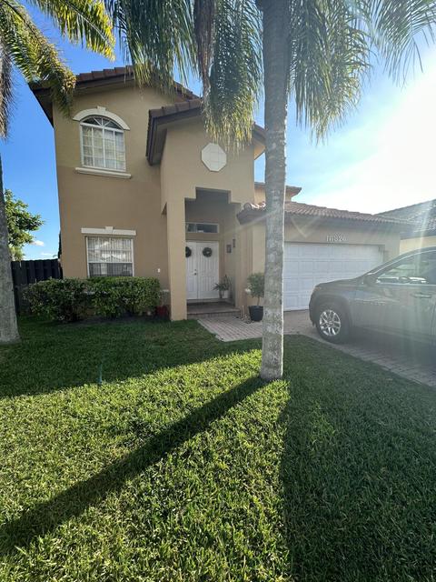16826 SW 90th St, Miami, FL 33196