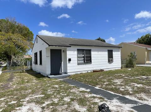 4614 Pinewood Ave, West Palm Beach, FL 33407