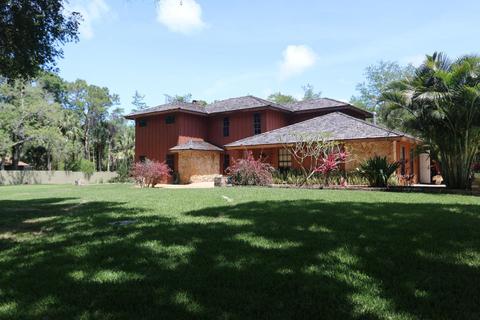 15304 83rd N Way, Palm Beach Gardens, FL 33418