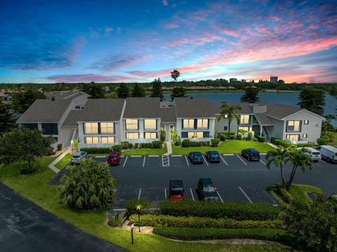 3216 S Lakeview Cir #5203, Hutchinson Island, FL 34949