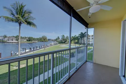 330 N Federal Hwy #211, Deerfield Beach, FL 33441