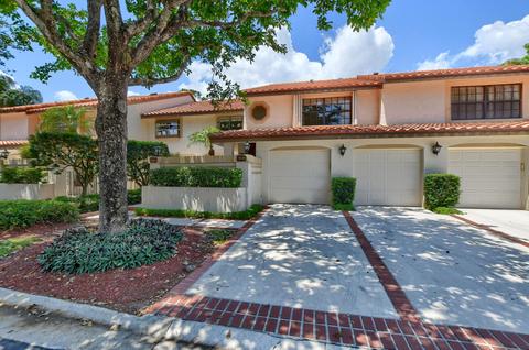 7836 La Mirada Dr, Boca Raton, FL 33433