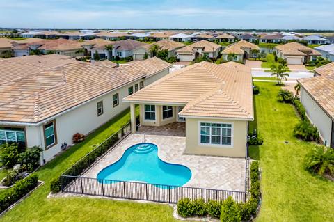 8785 SW Montova Way, Port Saint Lucie, FL 34987