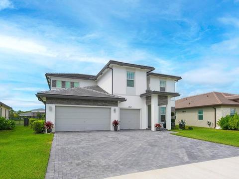 1318 Whitcombe Dr, Royal Palm Beach, FL 33411