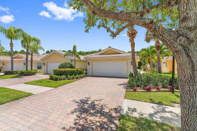 9134 SE Hawks Nest Ct, Hobe Sound, FL 33455
