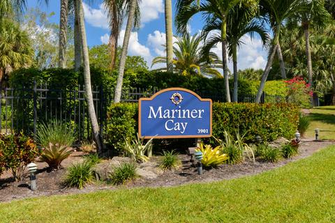 4085 SE Centerboard Ln #3-B, Stuart, FL 34997