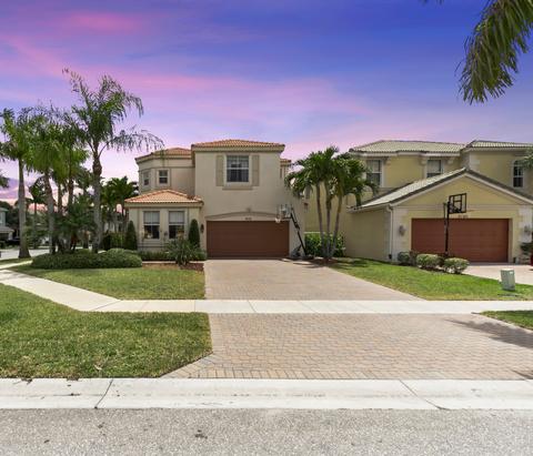 9178 Dupont Pl, Wellington, FL 33414